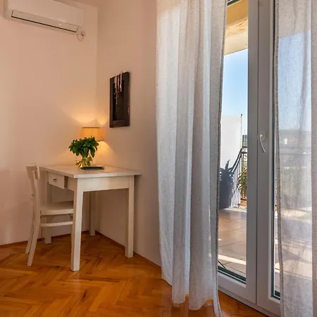 Charming Tale Modun19 Pirovac