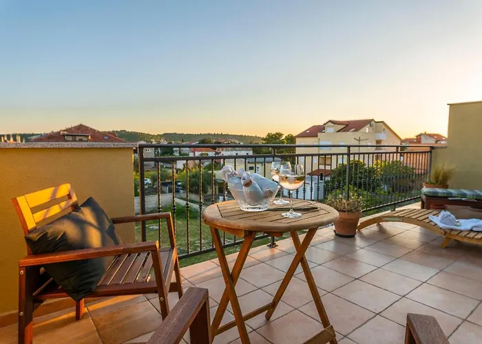 アパート Charming Tale Modun19