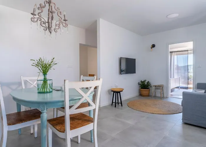 Charming Tale Modun19 アパート ピロヴァッツ